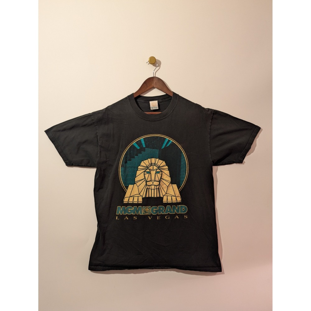 MGM Grand T-Shirt Mens Large Black Excellent 1993 Vintage Las Vegas Lion Sphinx